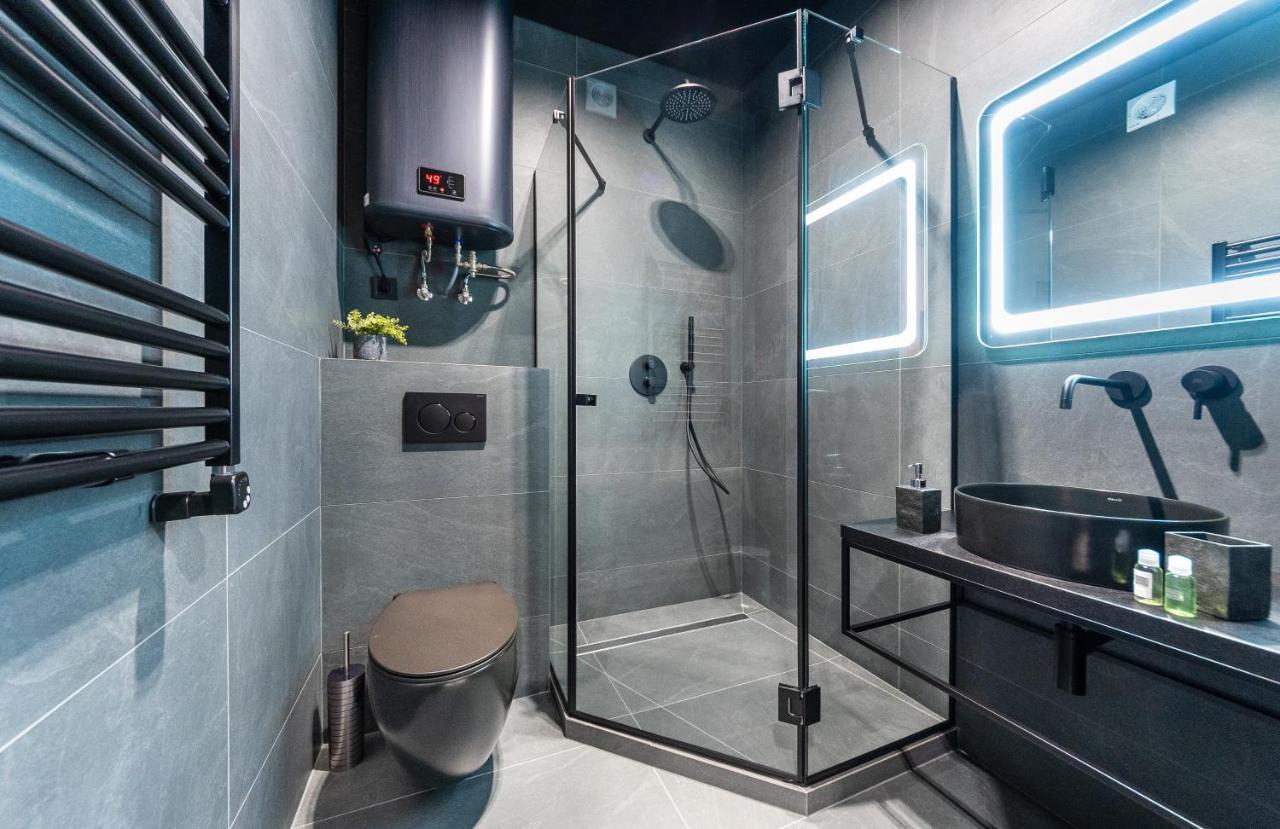 Апартаменти-Студіо "Premium Lux Apartments French Quarter 2" З Гідромасажною Ванною Чи З Душем Kiev Exterior foto