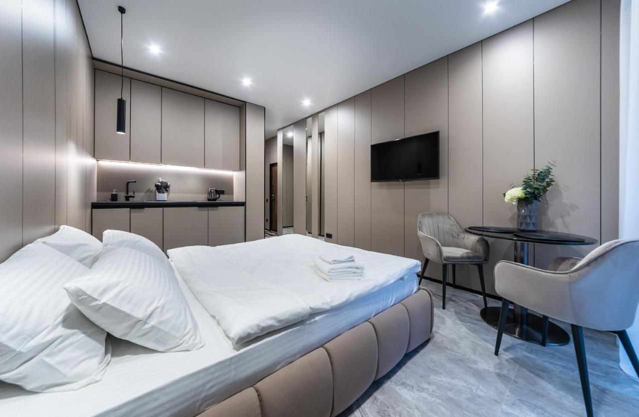 Апартаменти-Студіо "Premium Lux Apartments French Quarter 2" З Гідромасажною Ванною Чи З Душем Kiev Exterior foto