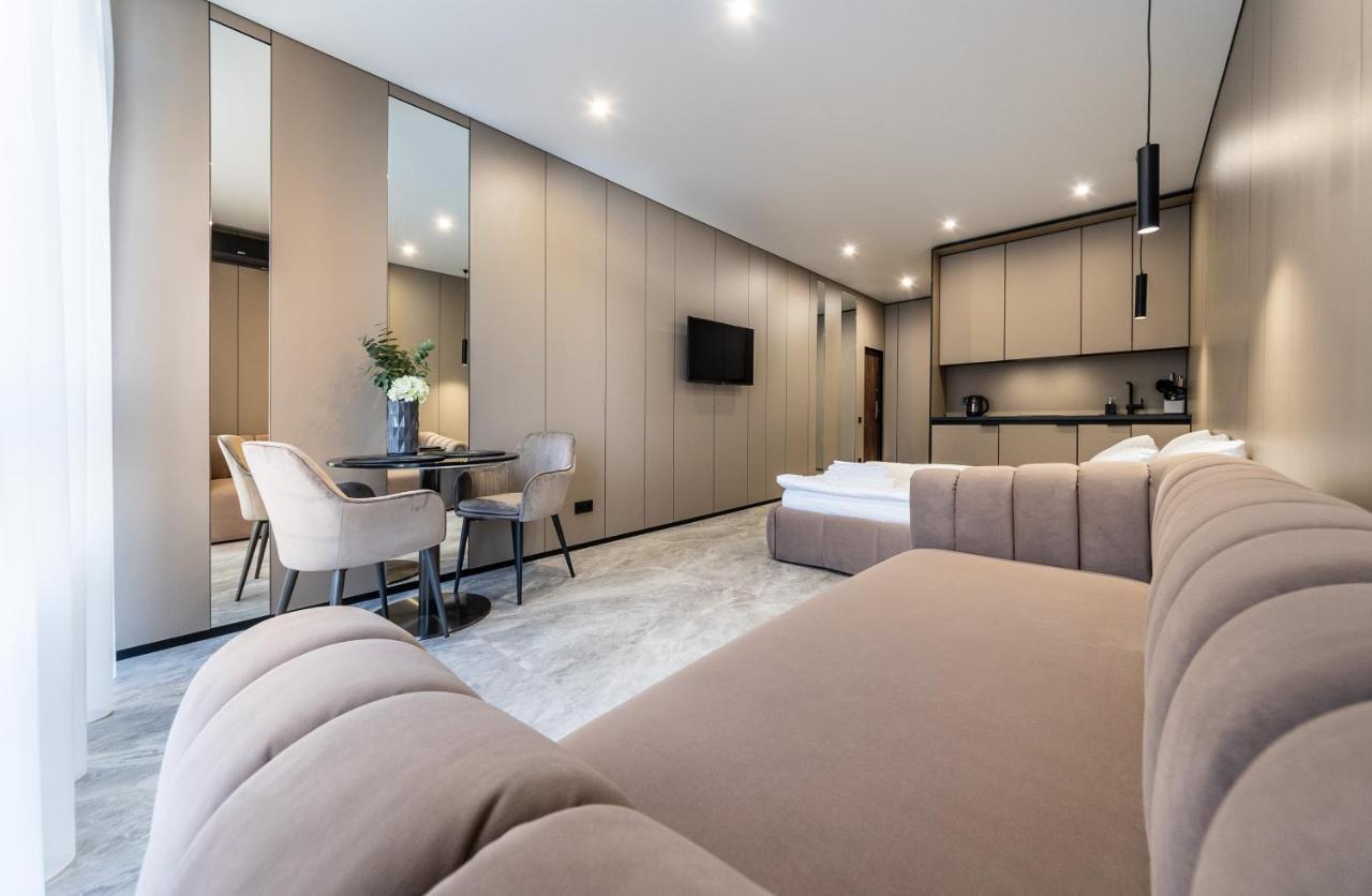 Апартаменти-Студіо "Premium Lux Apartments French Quarter 2" З Гідромасажною Ванною Чи З Душем Kiev Exterior foto